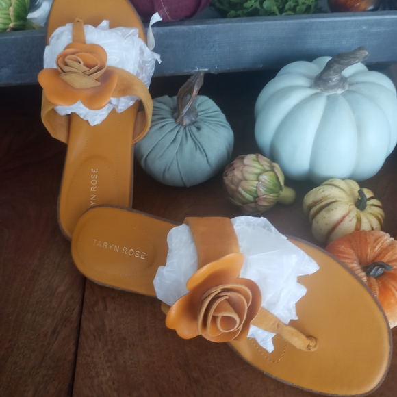 Taryn Rose Orange Sandals with Floral Accent - Picture 1 of 2